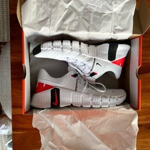 Nike Free Metcon 5 - LIKE NEW